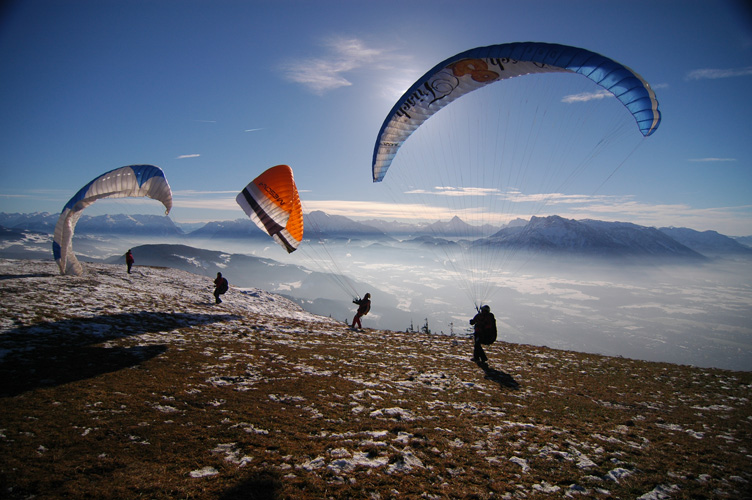 Air
